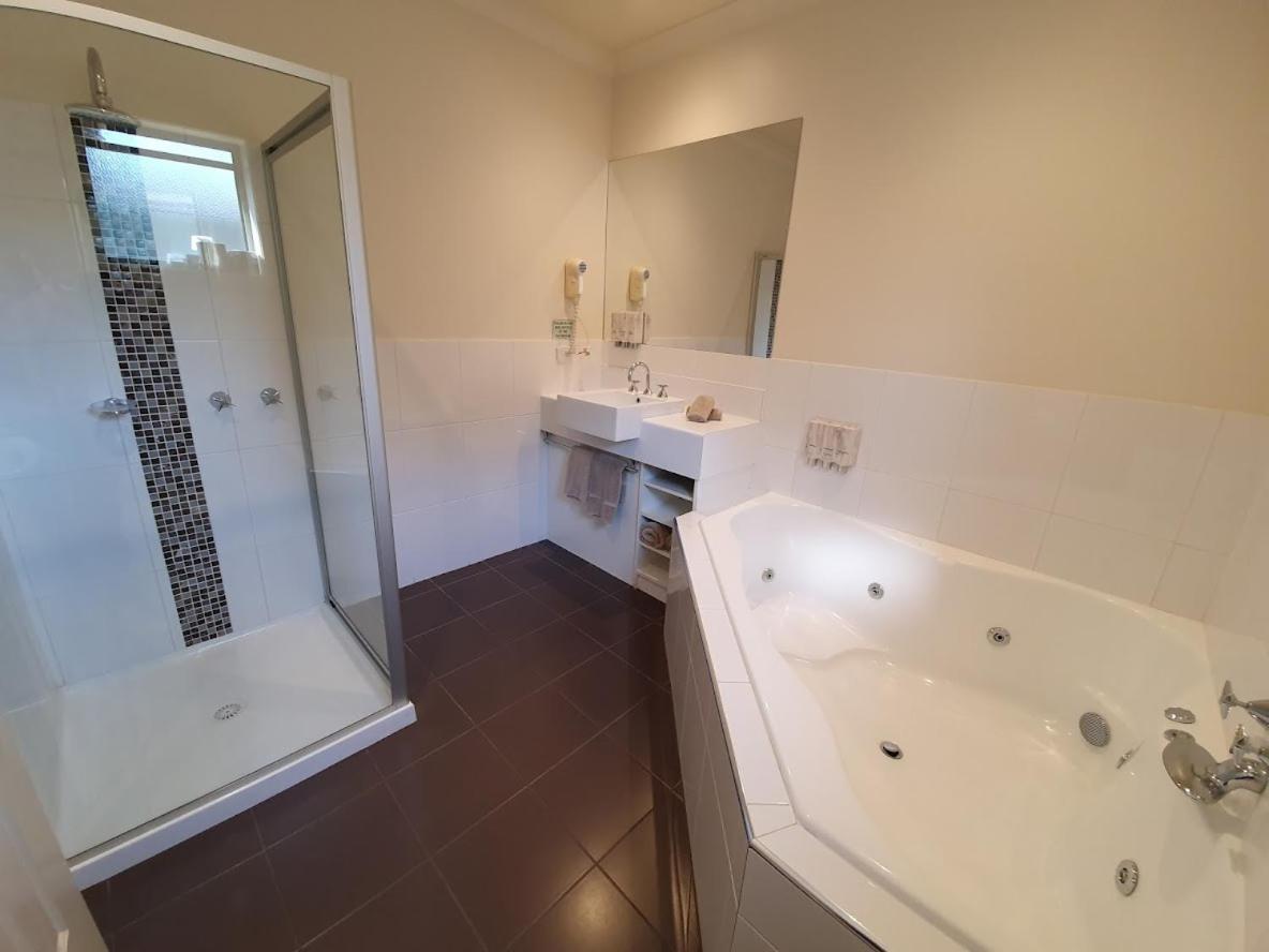 Golden Reef Motor Inn Bendigo Buitenkant foto
