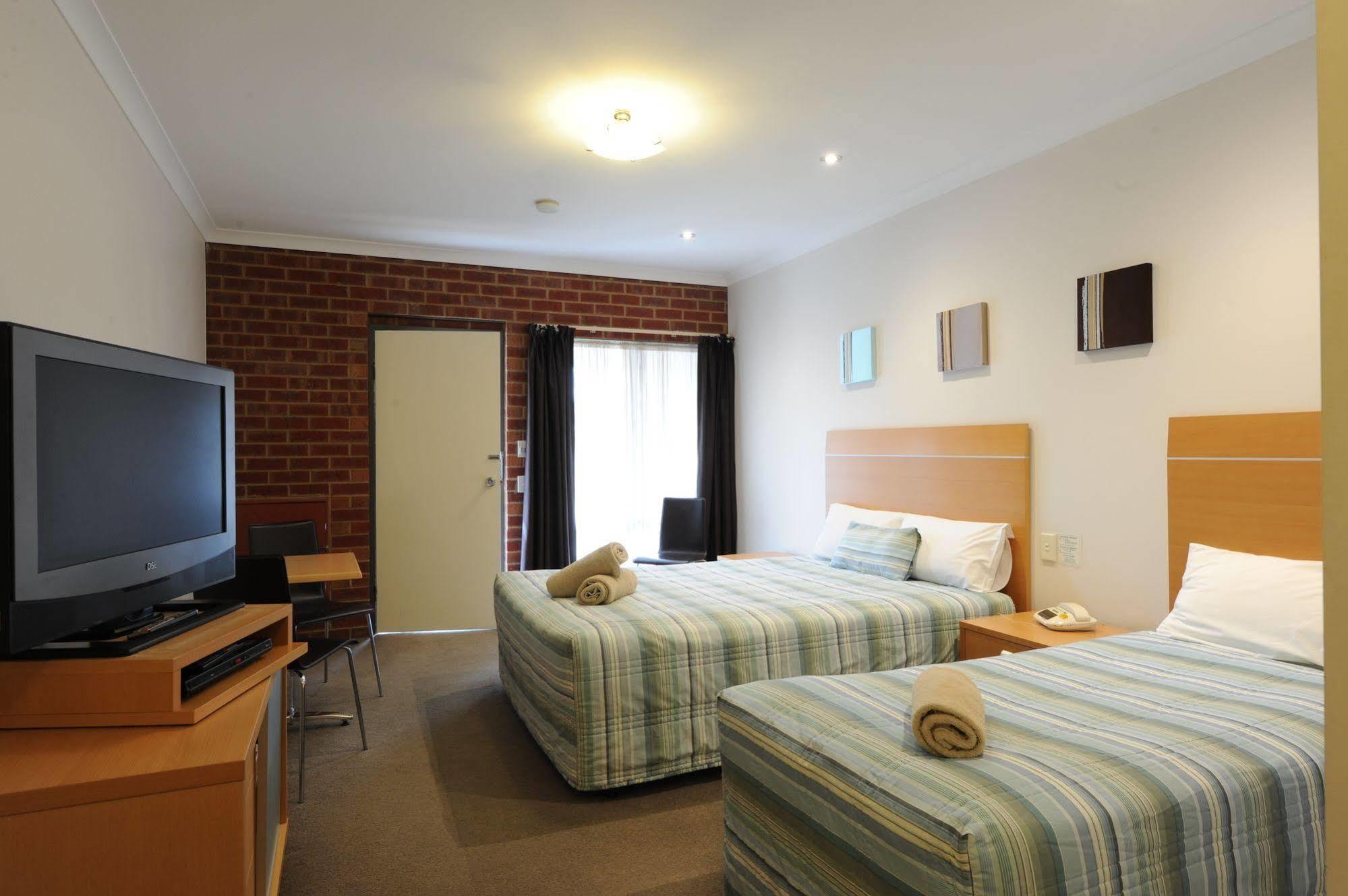 Golden Reef Motor Inn Bendigo Buitenkant foto